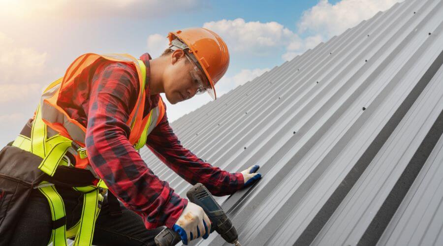 Professional Emergency Roof Repairs services in Middlebury, VT